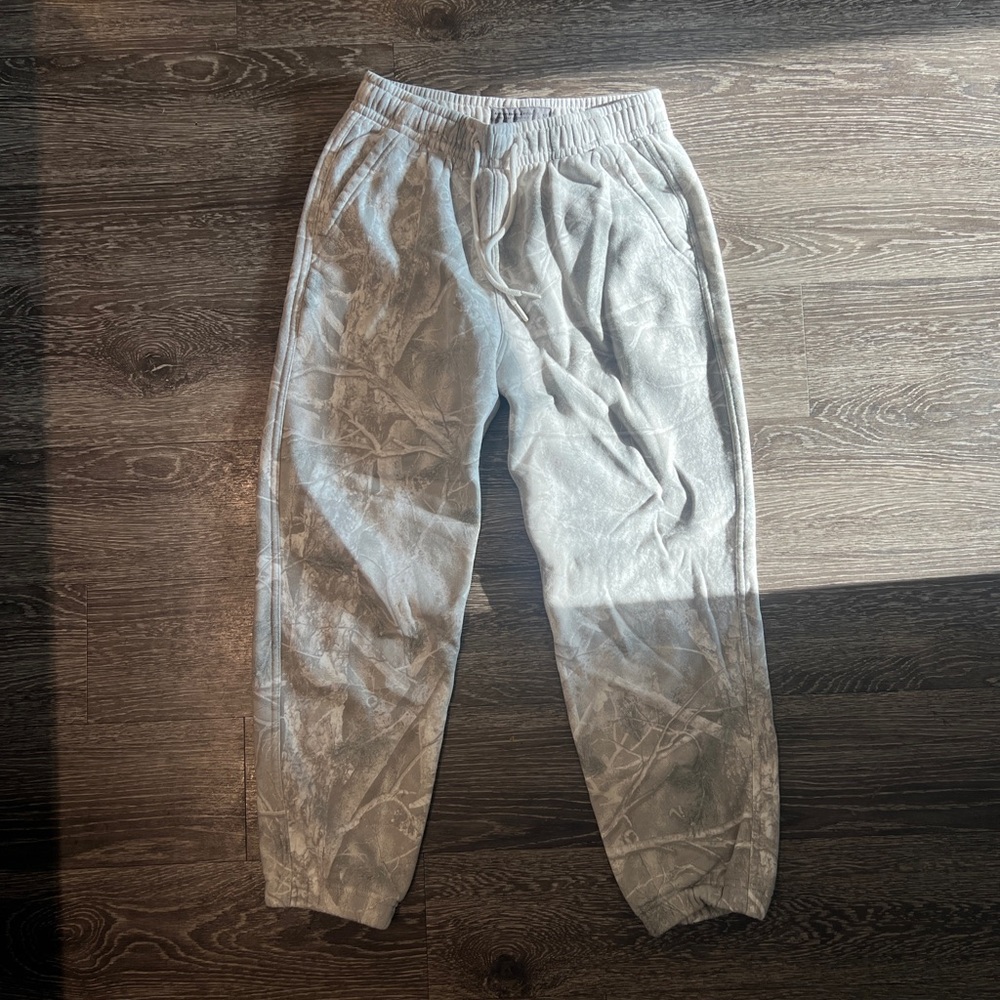 Women’s Gray Jogger Pants